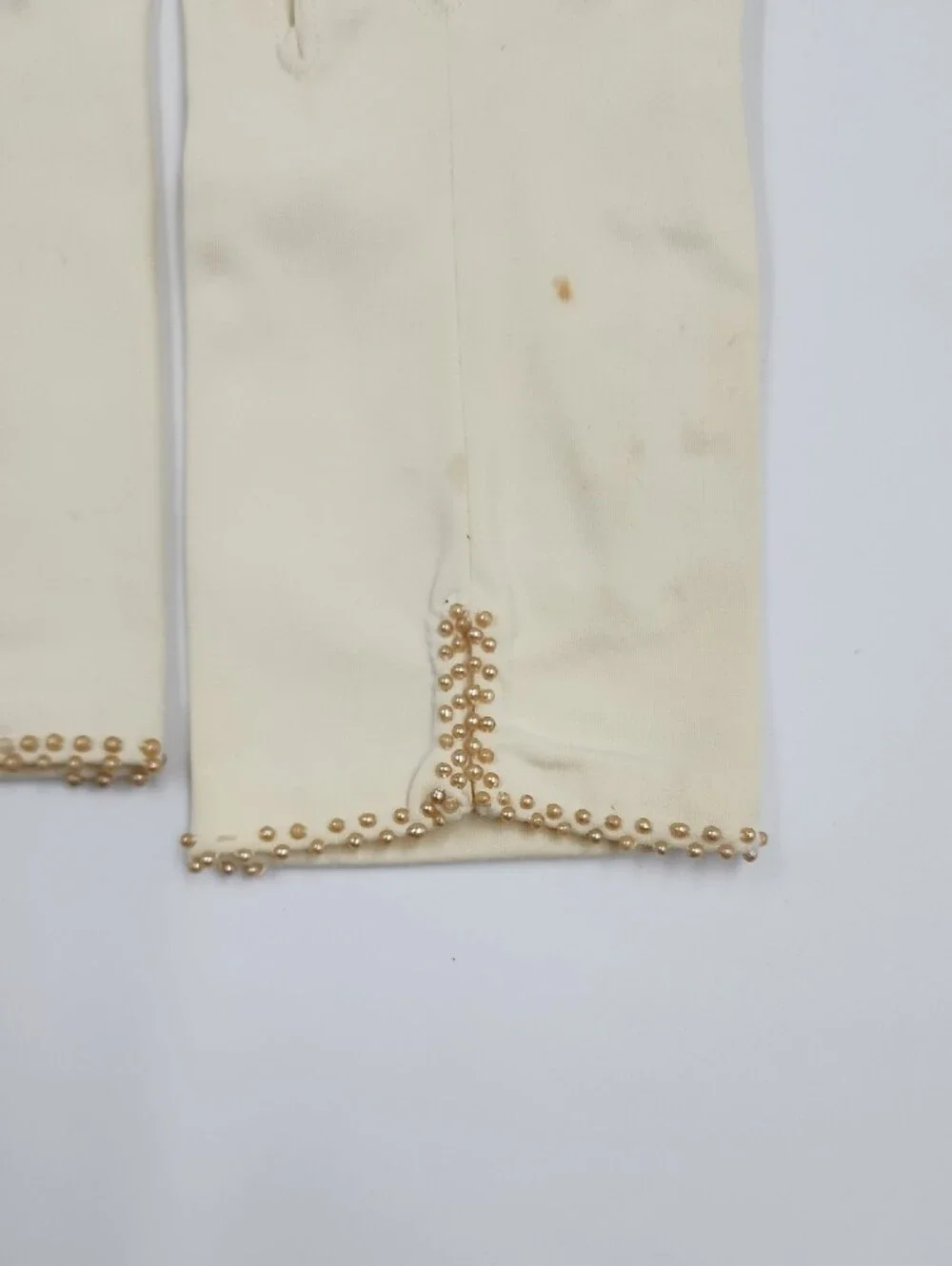 Cream Women's Leather Spun Dress Gloves with Gold Bead Trim
